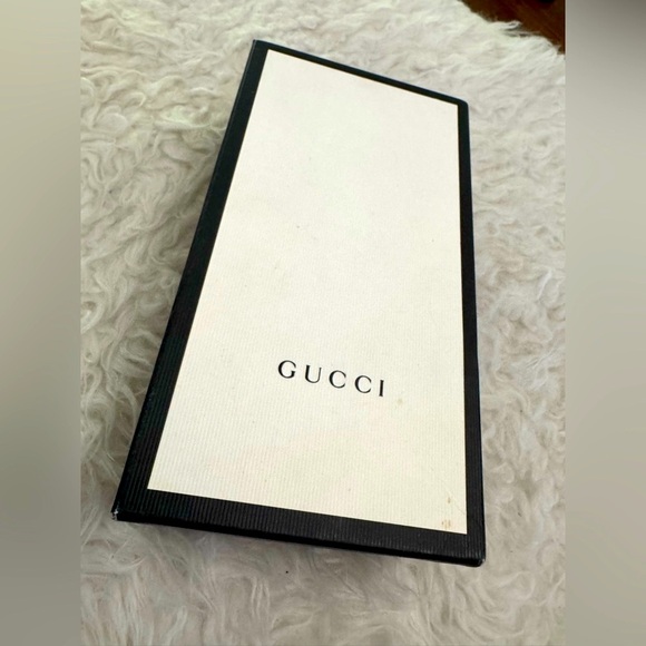 Gucci Long Wallet Gift Box - Picture 1 of 6